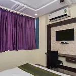 Itsy By Treebo - Coral Tree Gomti Nagar